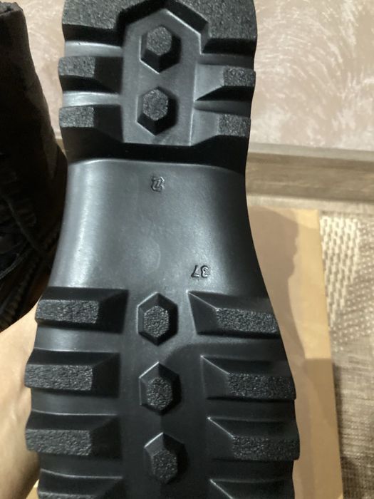 Дамси апрески нови