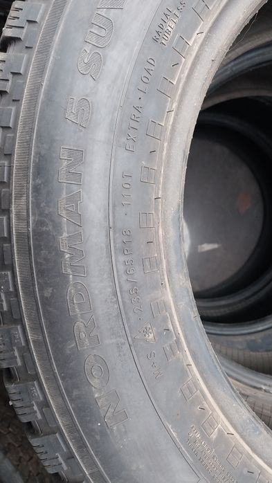 Продам резину на джип