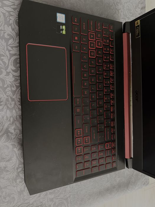 Acer Nitro 5 Gaming Laptop RTX 2060 / 16GB / 120Hz / SSD