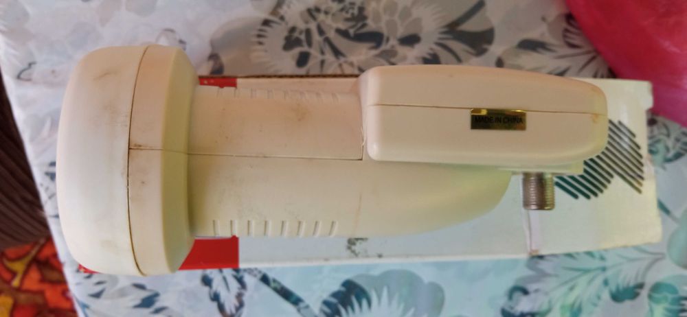 Продам головку от параболической антенны (новая)