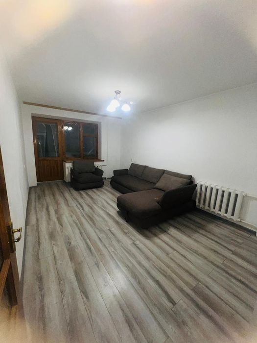 Продам 2 ком кв 50 м2 дом 1990 года кирпич в районе Льва Толстого