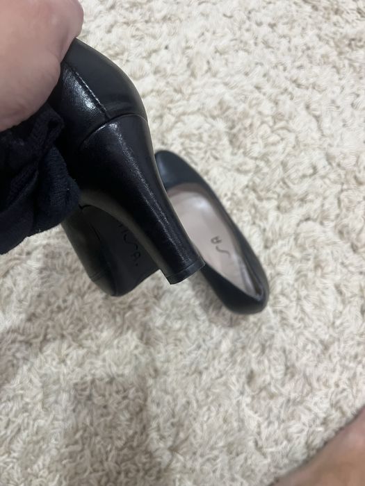 Pantofi Unisa din piele, marimea 38