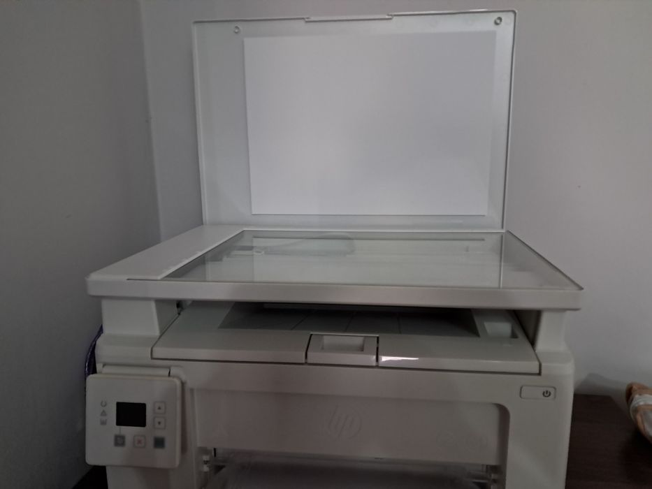 МФУ принтер HP LaserJet Pro MFP M130a