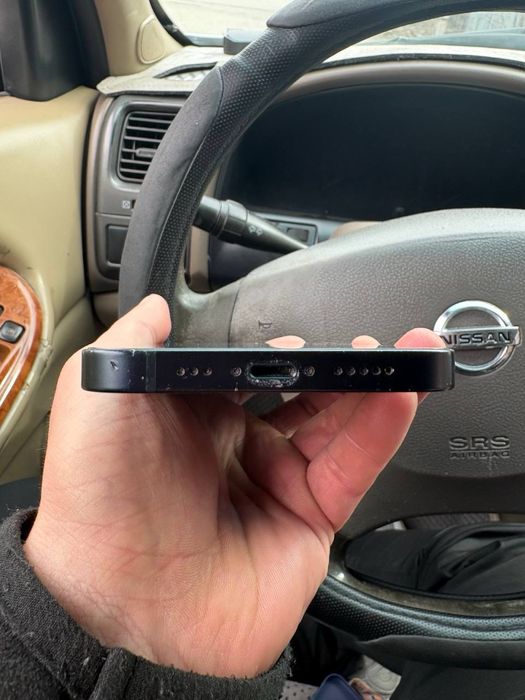 Айфон 13 128гб продам