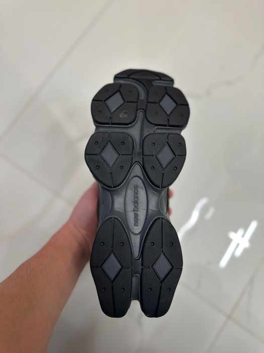 New Balance 9060 “Triple Black(Leather)”