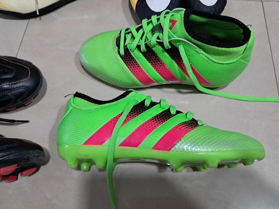 Ghete fotbal cu crampoane 35