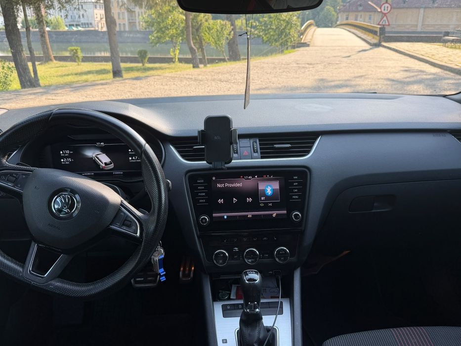 Skoda Octavia Combi 2019 – 1.6 TDI 116 CP – DSG – Negru