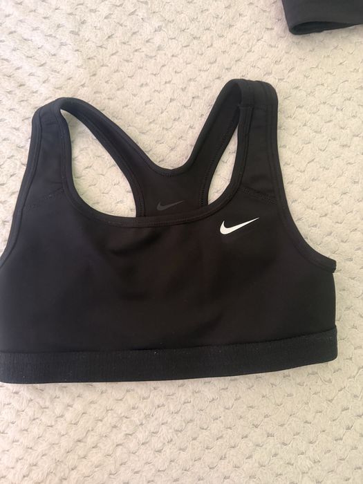 Екип на Nike размер 137-146 за тренировка