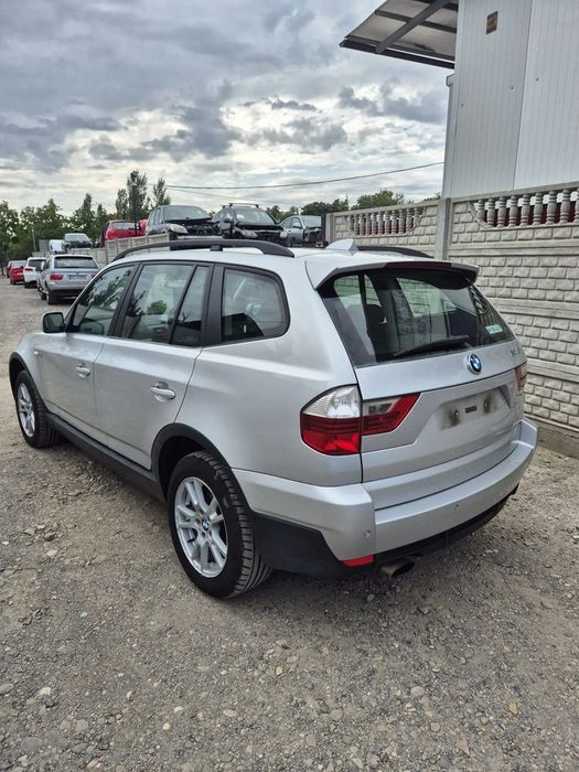 dezmembram bara fata/capota/bmw x3 e83 an 2008