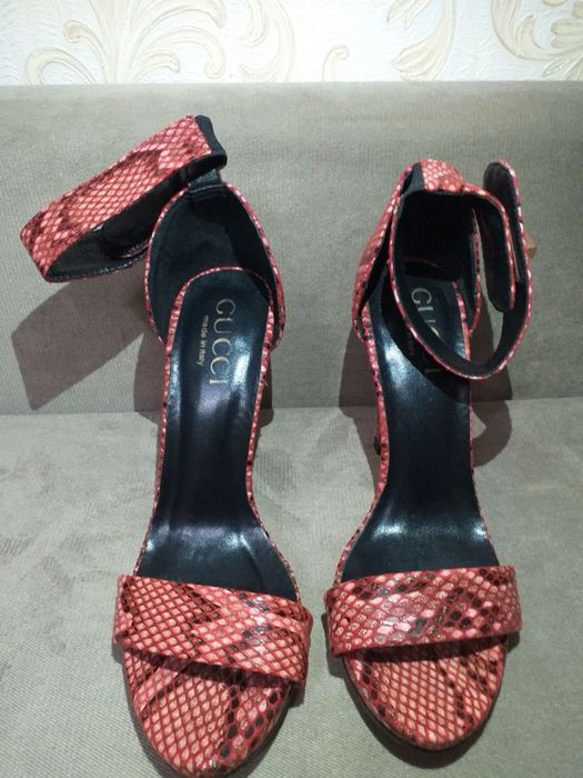 Босоножки Zara, Gucci