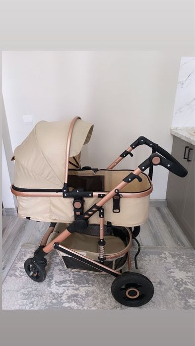 Продам коляску