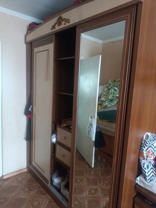 Мебель спвльная б,у старый