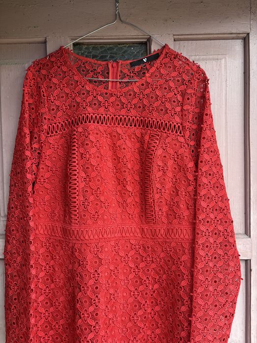 Rochie din tantela