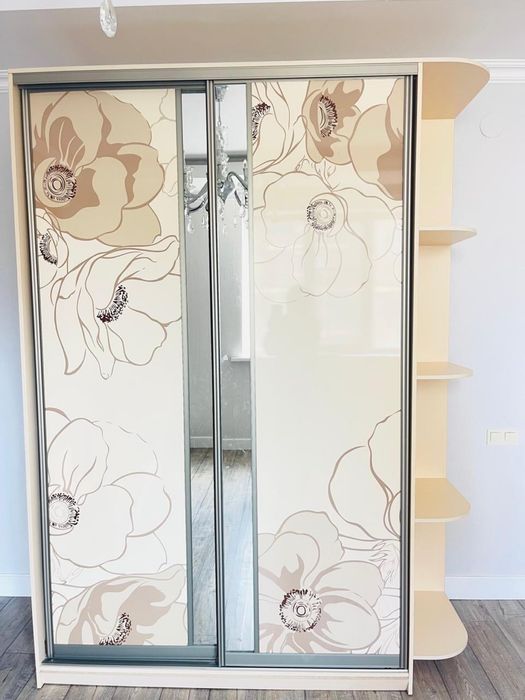 Шкаф купе в отличном состоянии