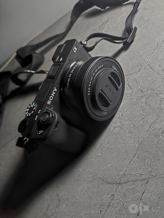 Sony a 6400 + 2 lens + bag + accessories
