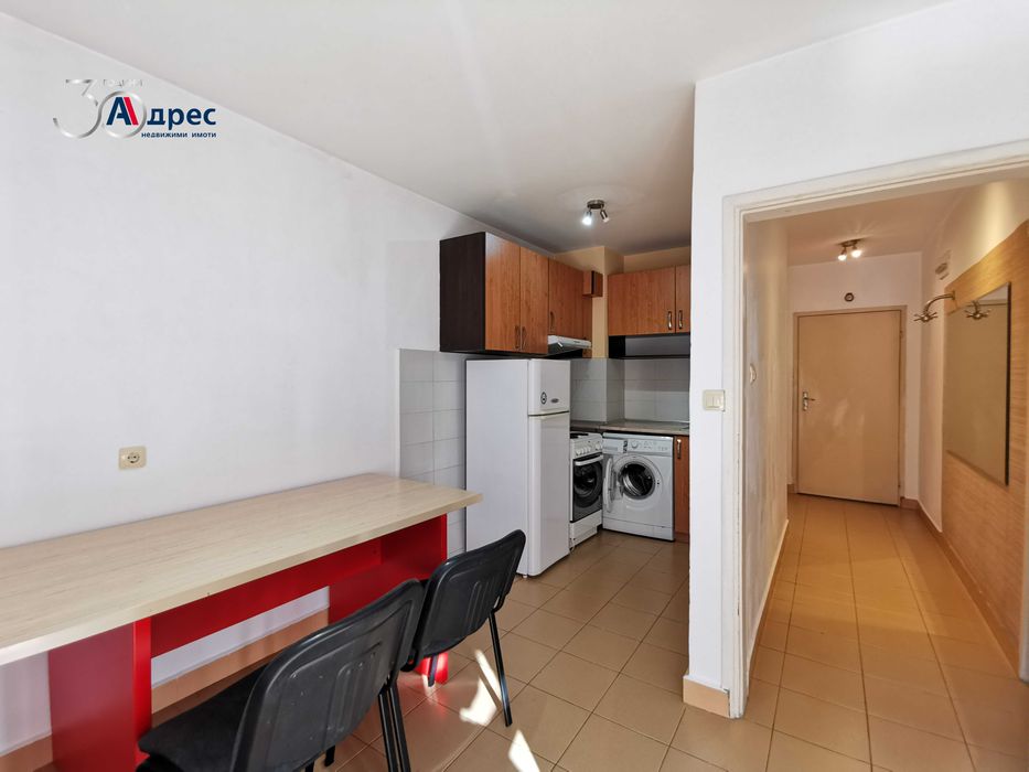 Eдностаен апартамент, Център, 47 кв.м., ет. 4/6, обзаведен, ТЕЦ
