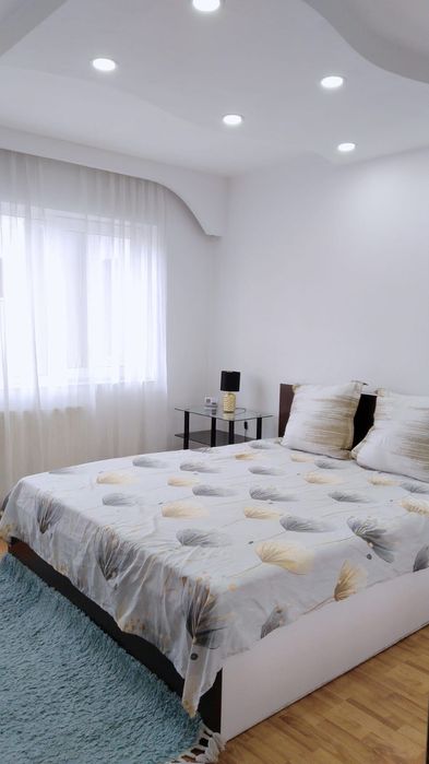 Vând apartament central cu 2 camere