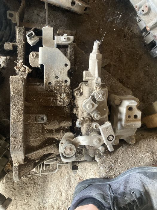 Скоростна кутия kia ceed 1.4 кия киа сийд сиид