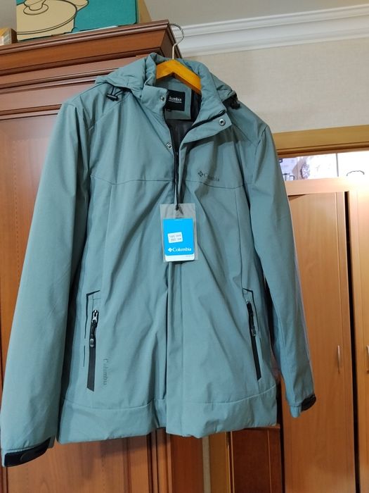 Продам куртку мужскую