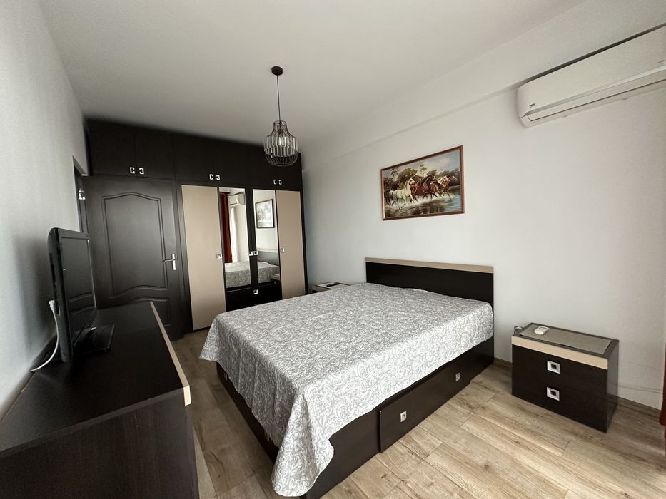 Inchiriez apartament 2 camere, ultracentral,, lux,, loc parcare, Mures