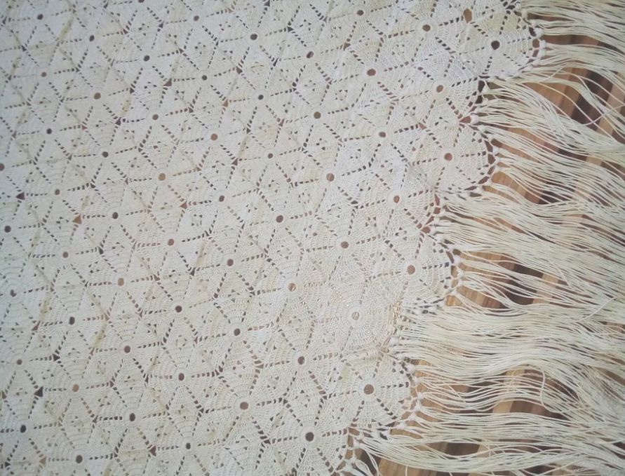 Vând diverse mileuri macrame