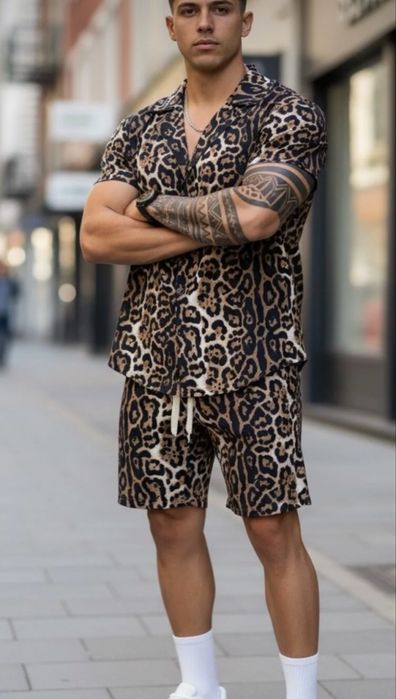 Compleuri Leopard! Calitate superioara!