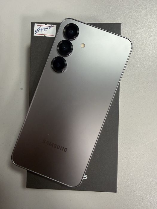 Samsung Galaxy S25 256 gb (Лисаковск лот: 14144)