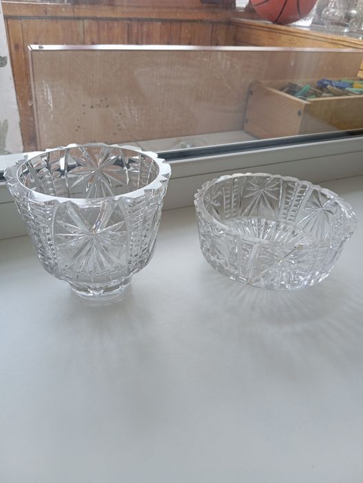 Вазы хрустальные 6 шт.