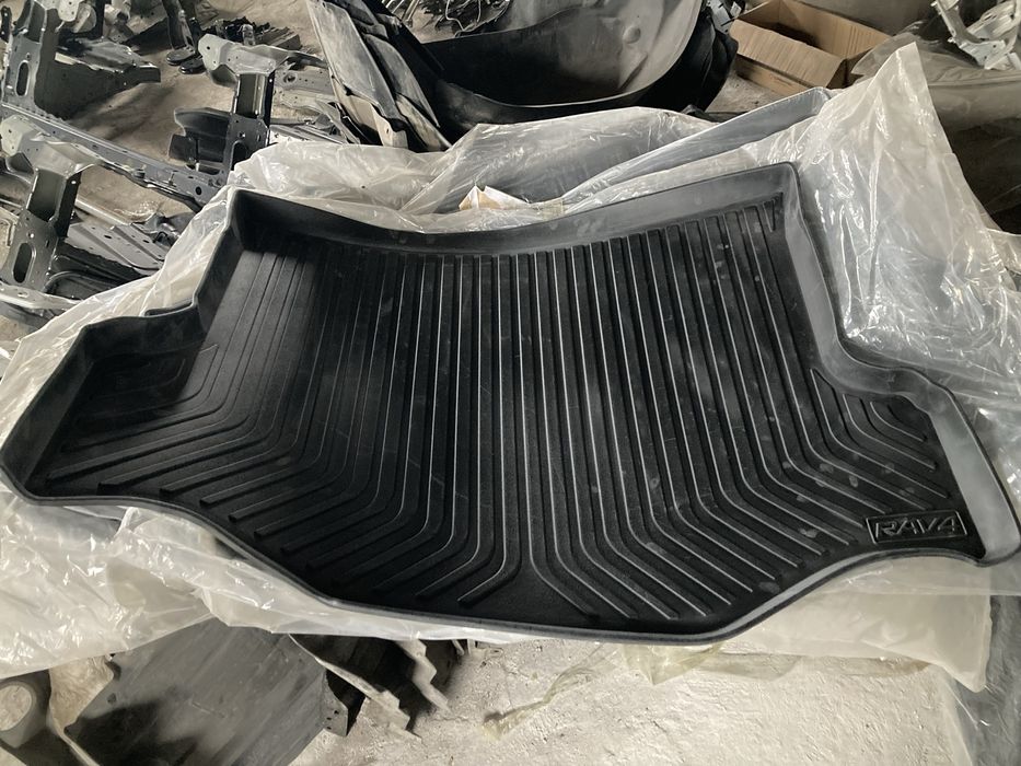 Коврик в багажник Тойота Рав4 / Toyota Rav4