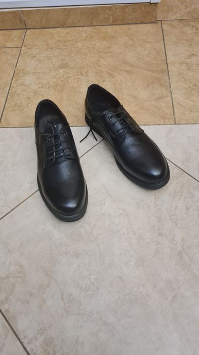 Кожаные туфли, новые, 42 р
