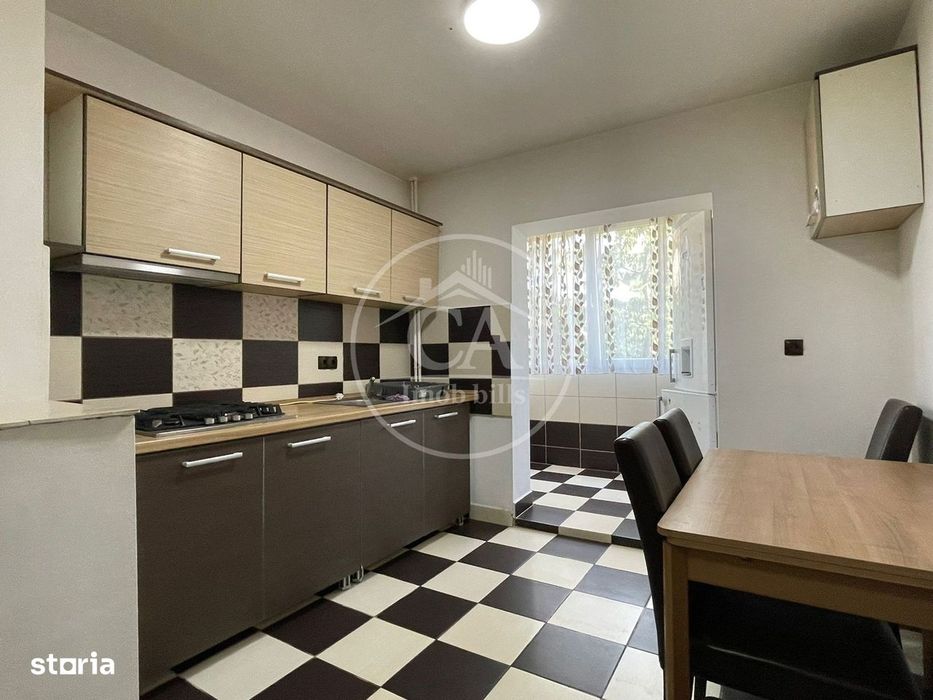 Apartament cu 3 camere de inchiriat in zona Rogerius, Oradea