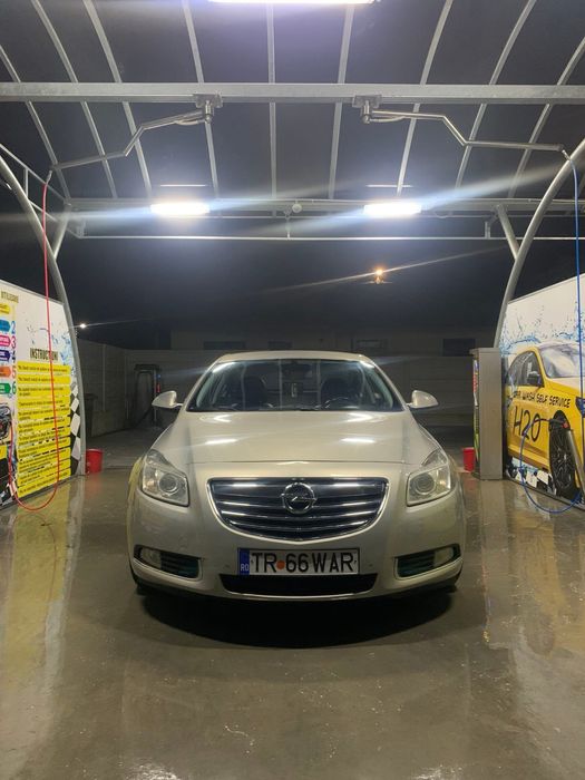 Pentru dezmembrare sau reparare.
