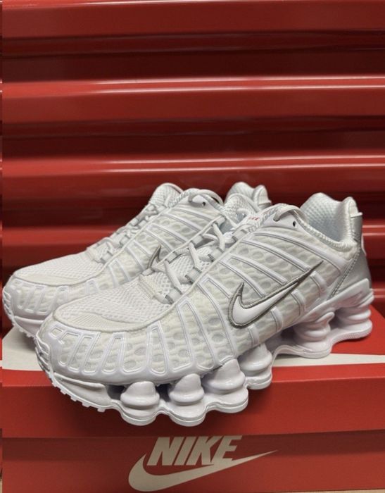 Nike shox TL бели