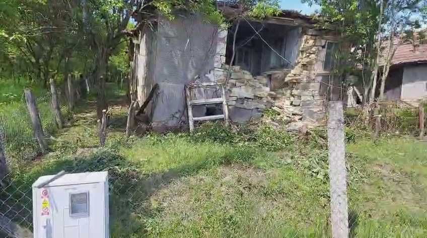 Teren intravilan 2500 mp + casă + anexe, CF 62707 Dej (Pintic nr. 223) 35.000 Euro Neg.