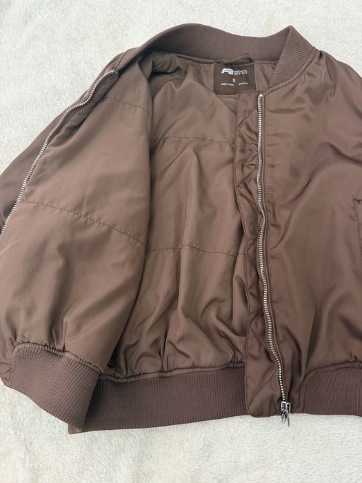 Късо  бомбър яке