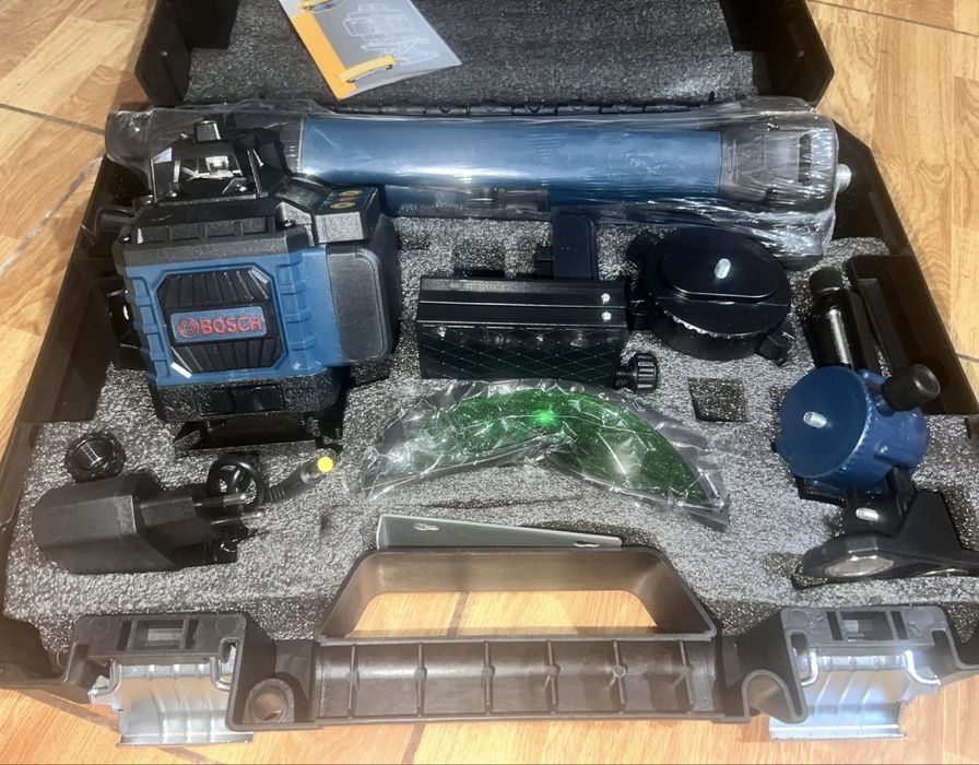 Уровень лазерный  makita bosch