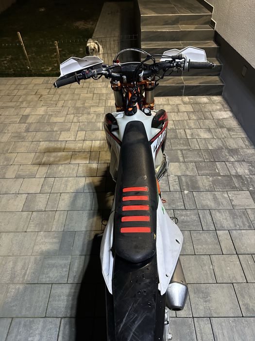 Ktm 250 tpi six days(schimb cu masina de 16,+ diferenta din partea mea