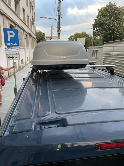 Portbagaj auto pentru plafon