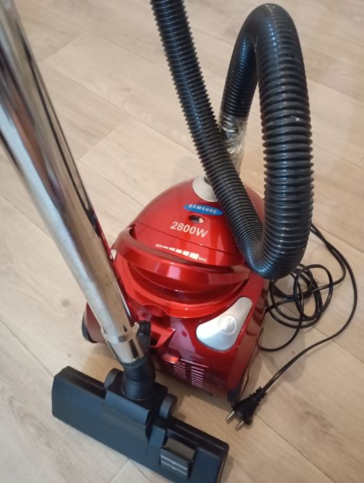 Пылесос в хорошем состояний