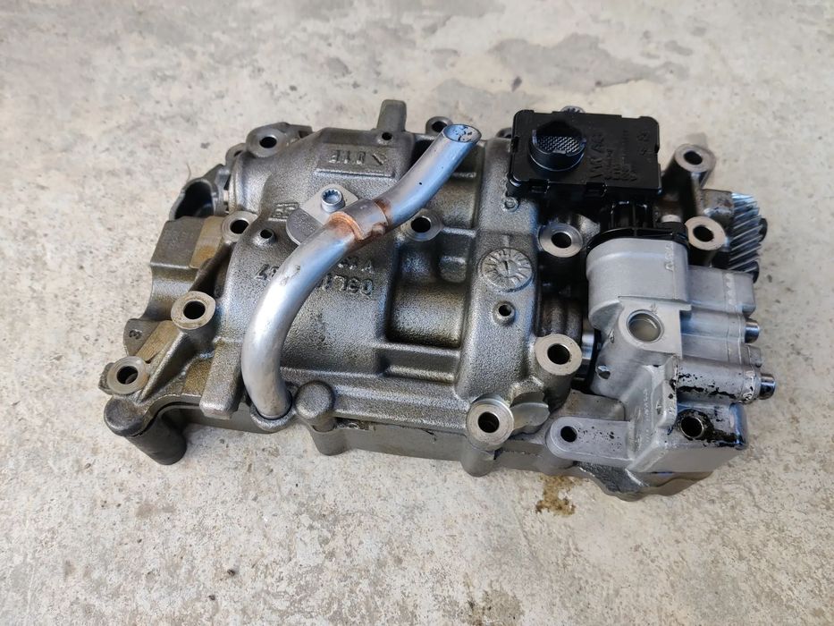 Pompa ulei Modul balansieri motor 2.0 CAG CAH Seat Exeo AUDI A4 A5 A6 Q5 VW Passat Tiguan 03L103537 / 03L103535V / 03G115169B