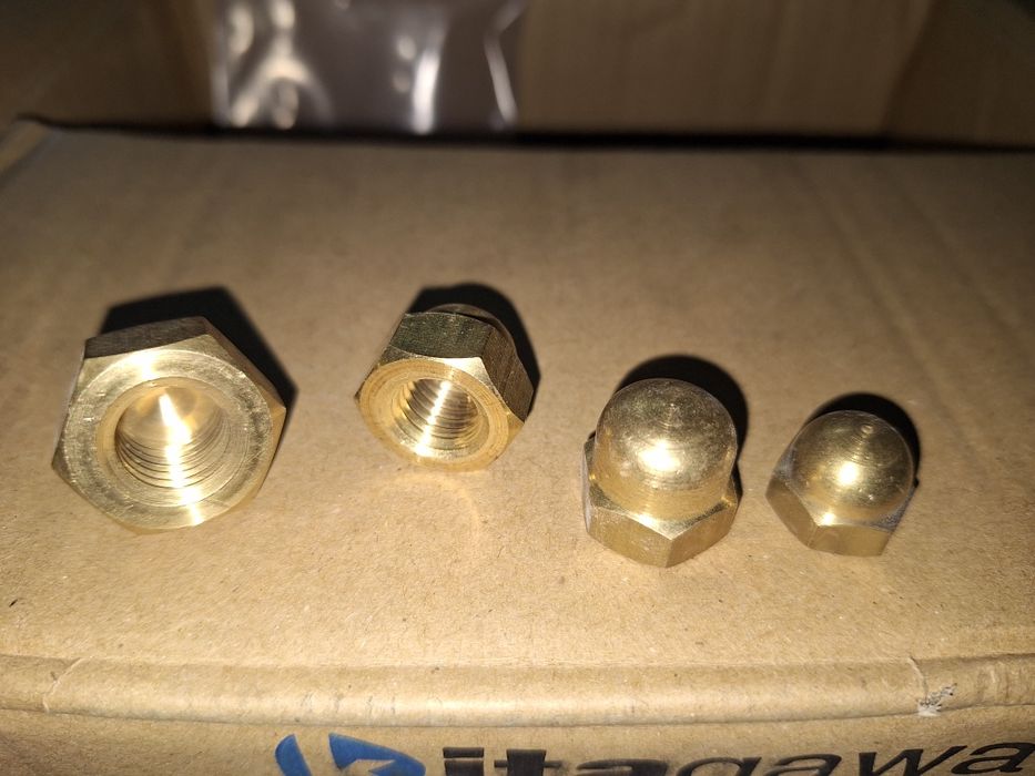 Piulite înfundate din bronz M12, M10,M8.