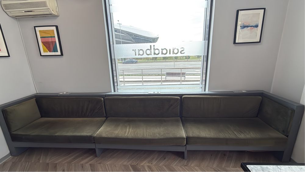 Продаются диваны встроеные.