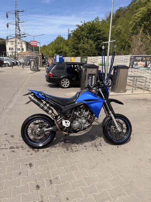 Yamaha XT660X supermoto