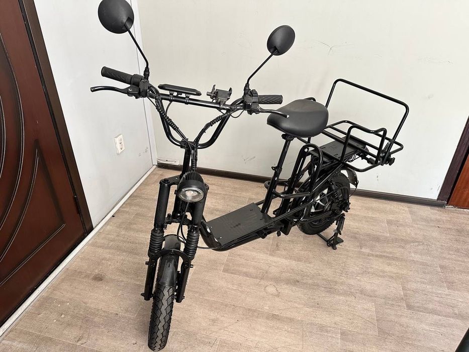 Monster Elektro Velosiped