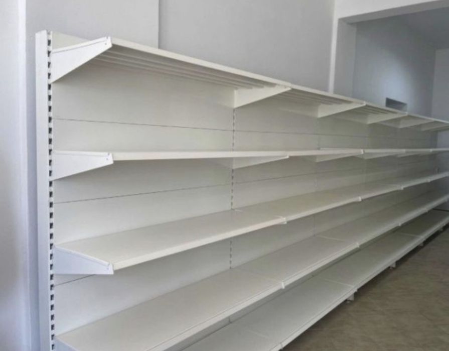Rafturi pentru  magazin