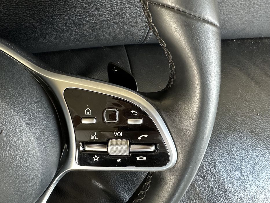 Кожен волан AMG с Airbag за Mercedes W213 W257 W243 W205 W247 W177