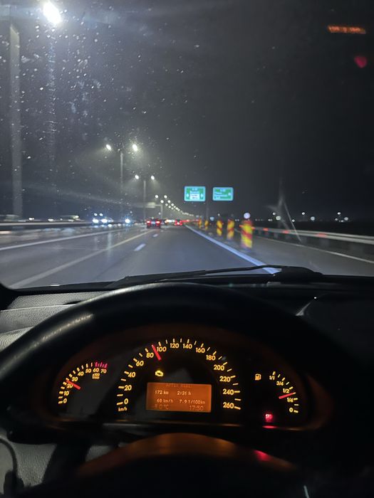 Mercedes c 180 kompresor  2002
