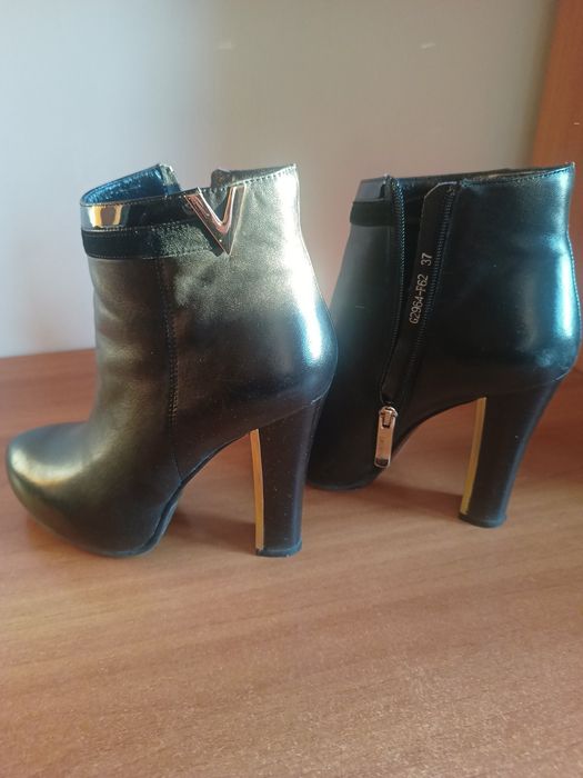 Ghete din piele Nr 37