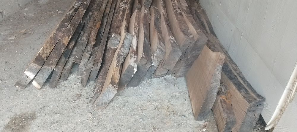 Орехова дървесина