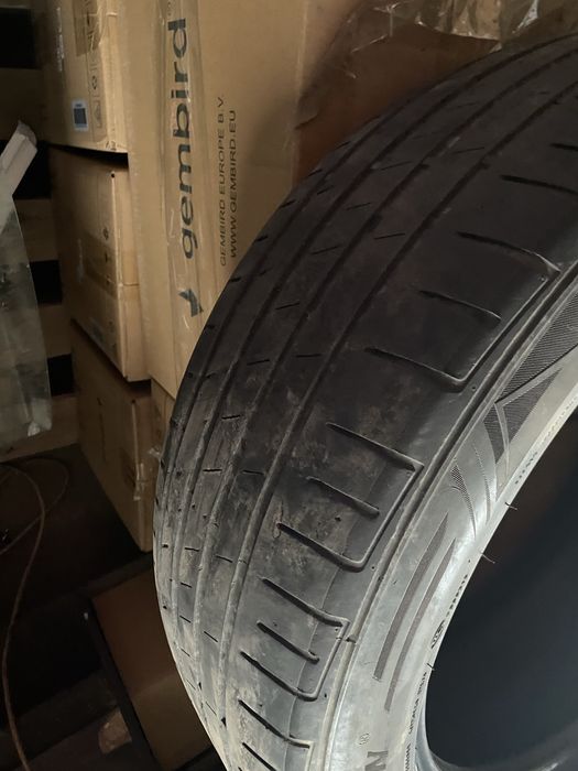 Шины лето 215/55/17